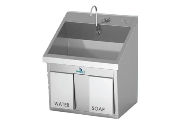 Knee-Operated-Surgical-Scrub